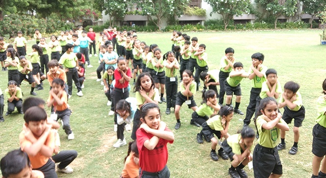 Super ANTS Do Super Brain Yoga